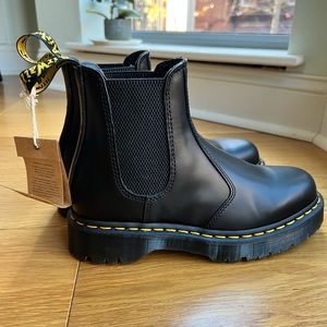 Brand new size 9 Dr. Martens 2976 Bex